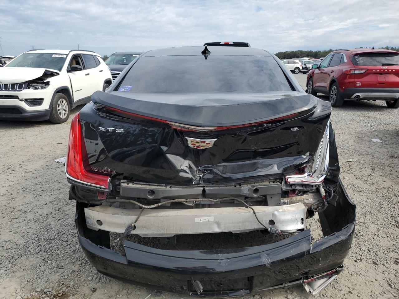 2018 Cadillac XTS - Image 6