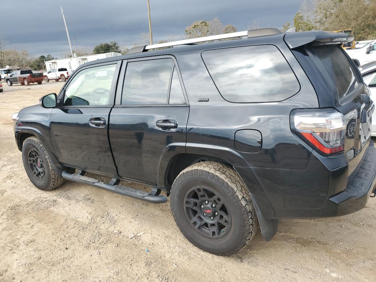 2021 Toyota 4Runner Sr5 VIN: JTEFU5JRXM5231808 Lot: 41862405