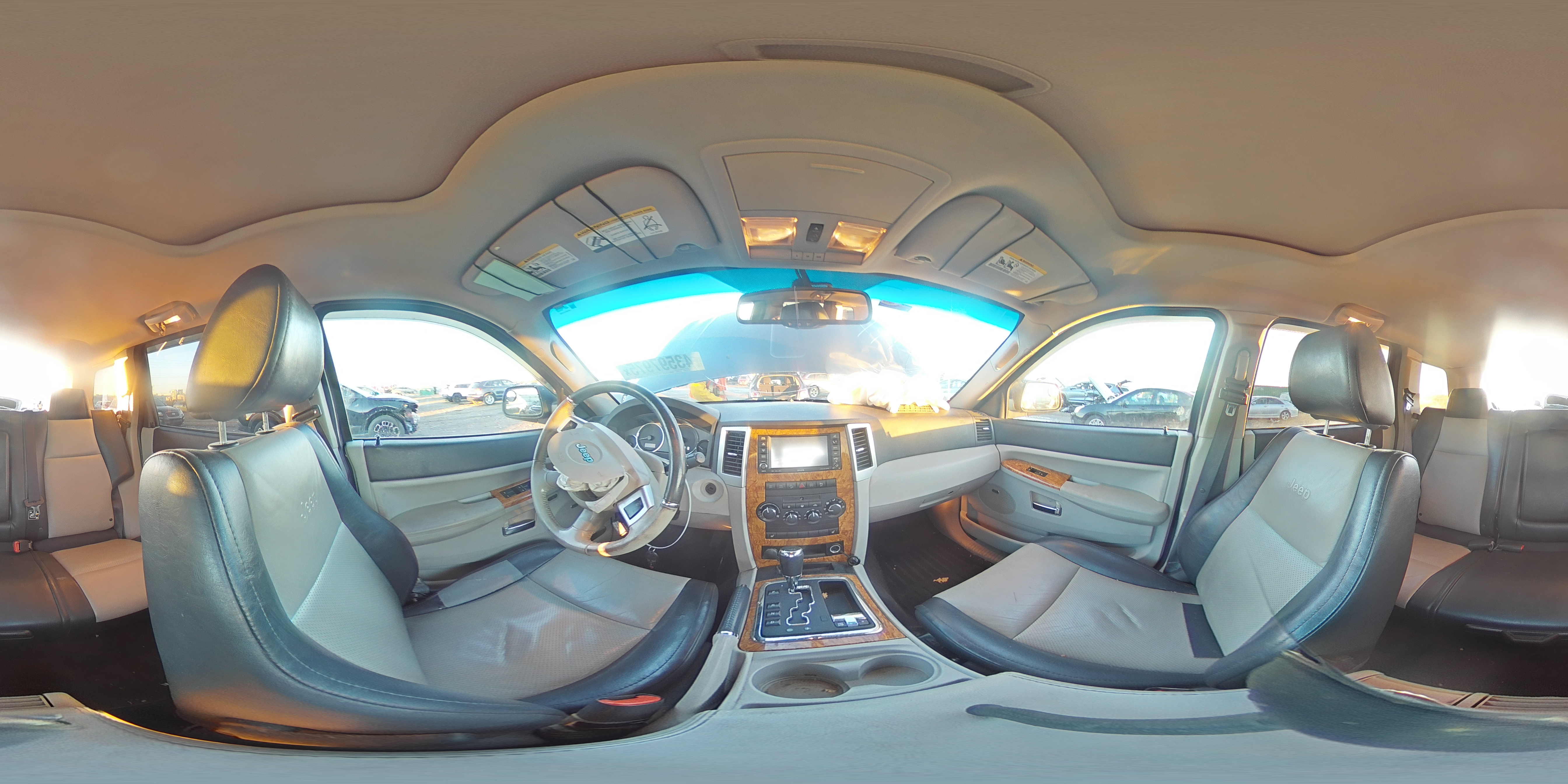 2008 Jeep Grand Cherokee - Image 12