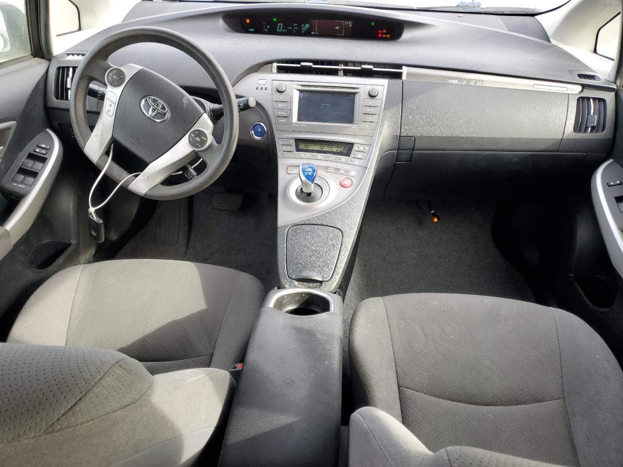 2014 Toyota Prius - Image 8