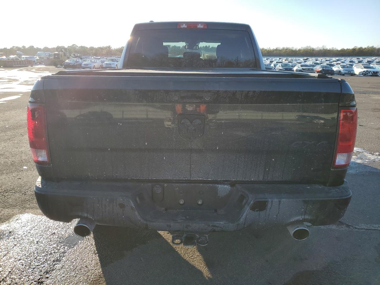 2016 RAM 1500 - Image 6