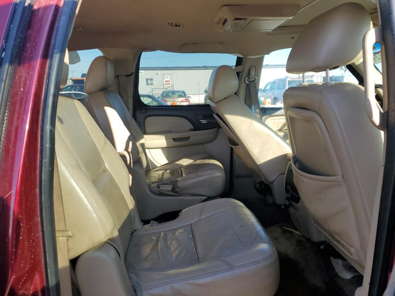 2011 GMC Yukon Xl Denali VIN: 1GKS2MEF7BR157566 Lot: 87165914