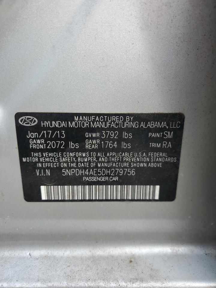2013 Hyundai Elantra - Image 12