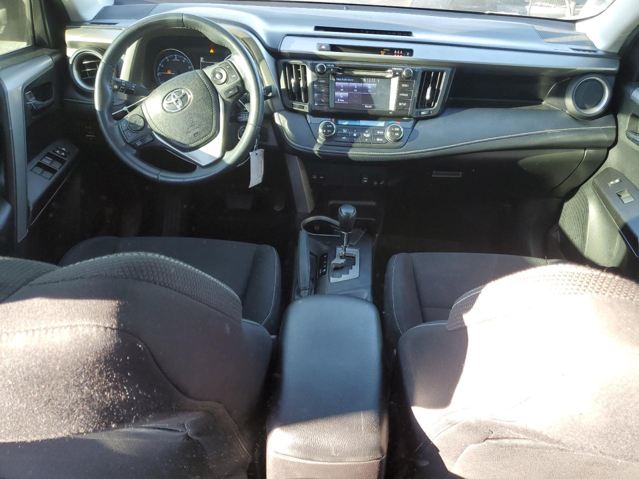 2018 Toyota RAV 4 - Image 8