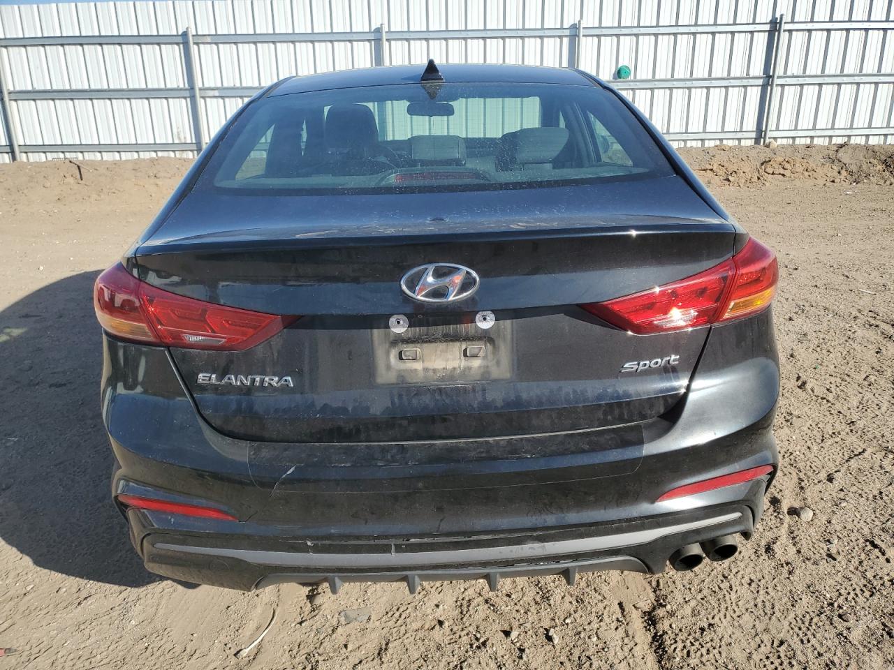 2018 Hyundai Elantra - Image 6