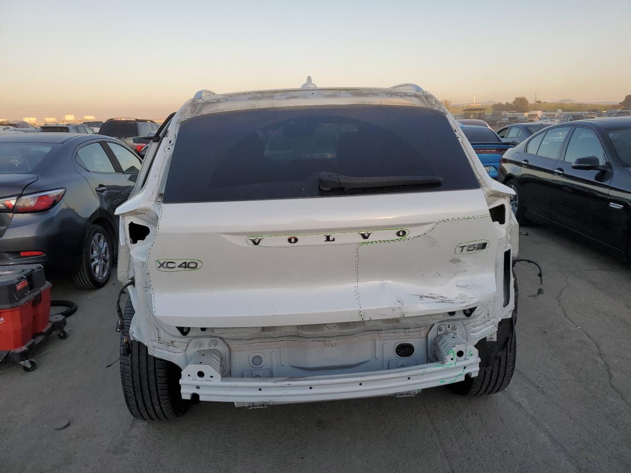2019 Volvo XC40 - Image 6