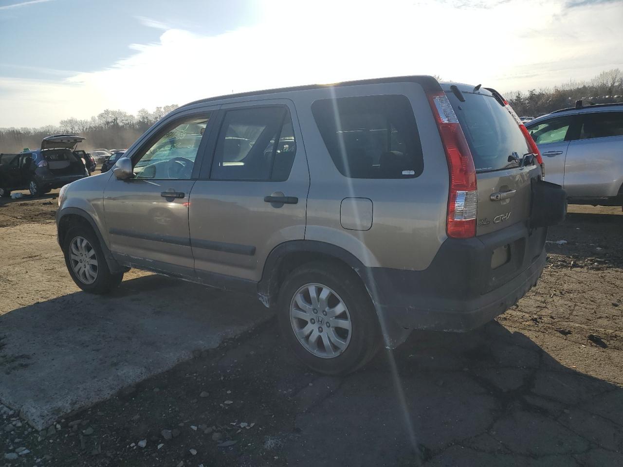 2006 Honda CR-V - Image 2