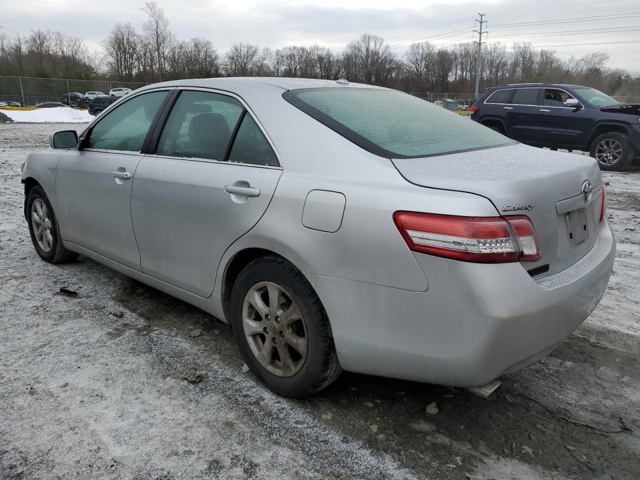 2011 Toyota Camry - Image 2