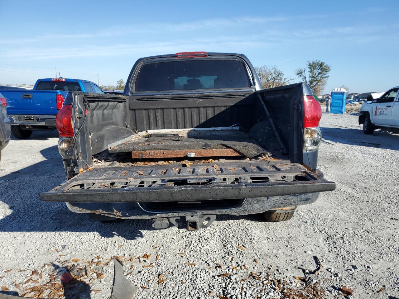 2010 Toyota Tundra - Image 6