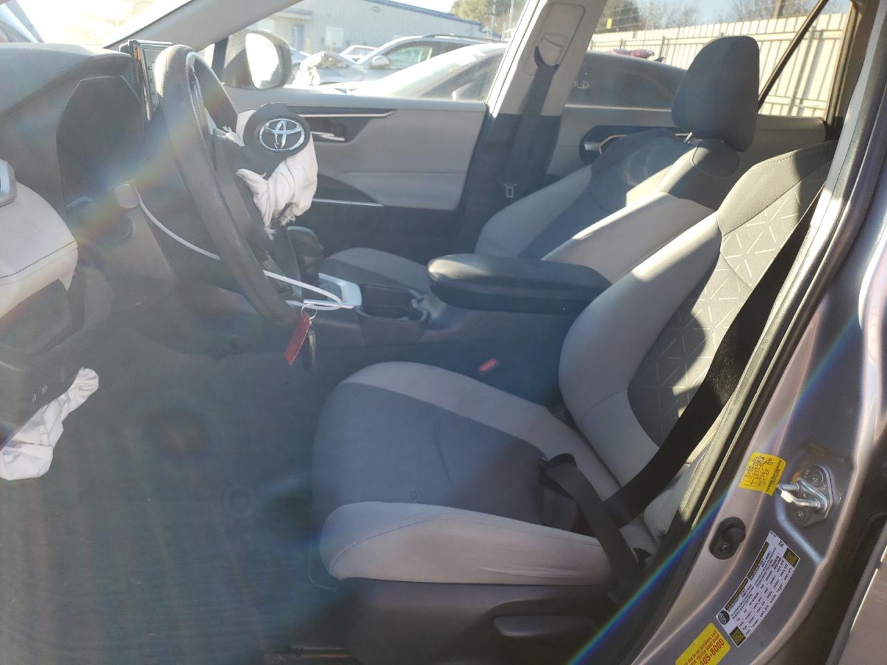 2019 Toyota RAV 4 - Image 7