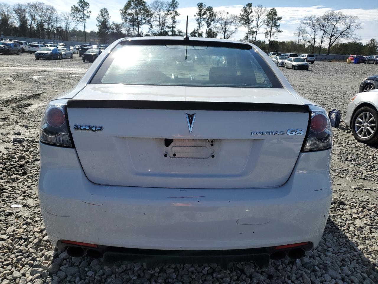 2009 Pontiac G8 - Image 6