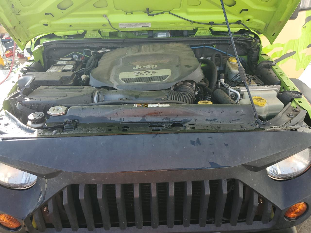 2012 Jeep Wrangler Unlimited Sport VIN: 1C4BJWDGXCL235458 Lot: 42916825