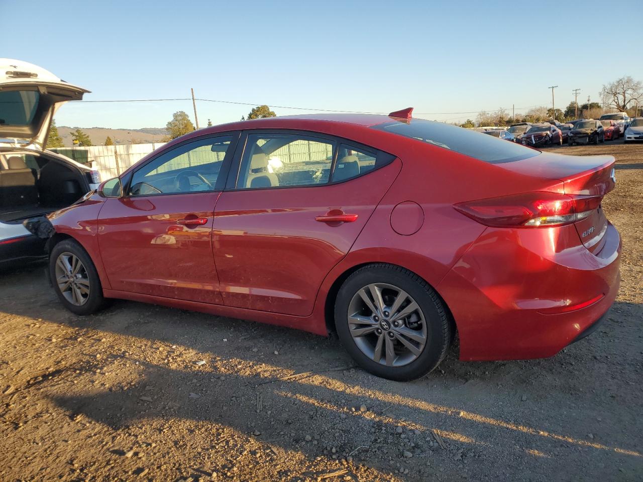 2018 Hyundai Elantra - Image 2