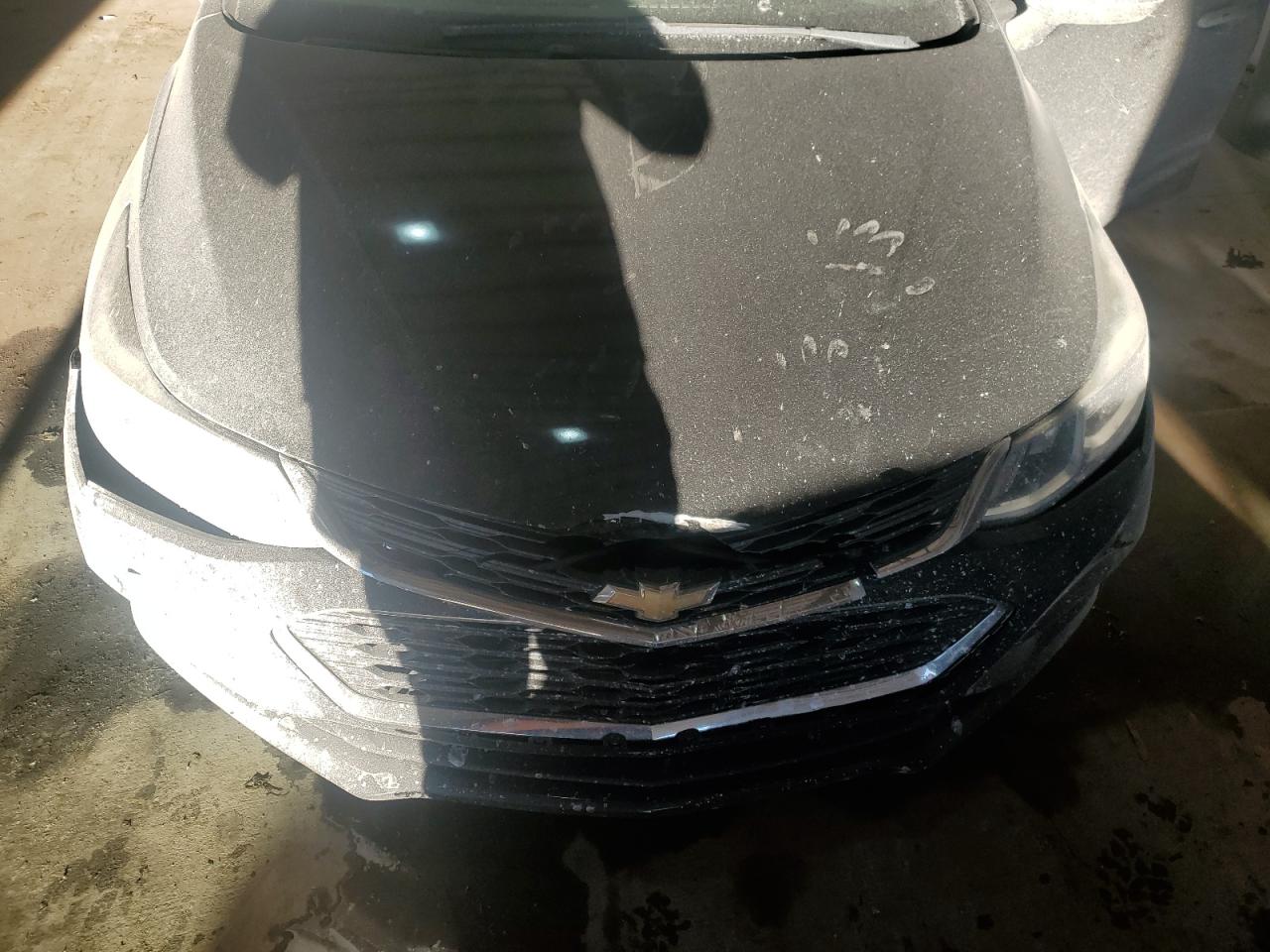 2018 Chevrolet Cruze - Image 11