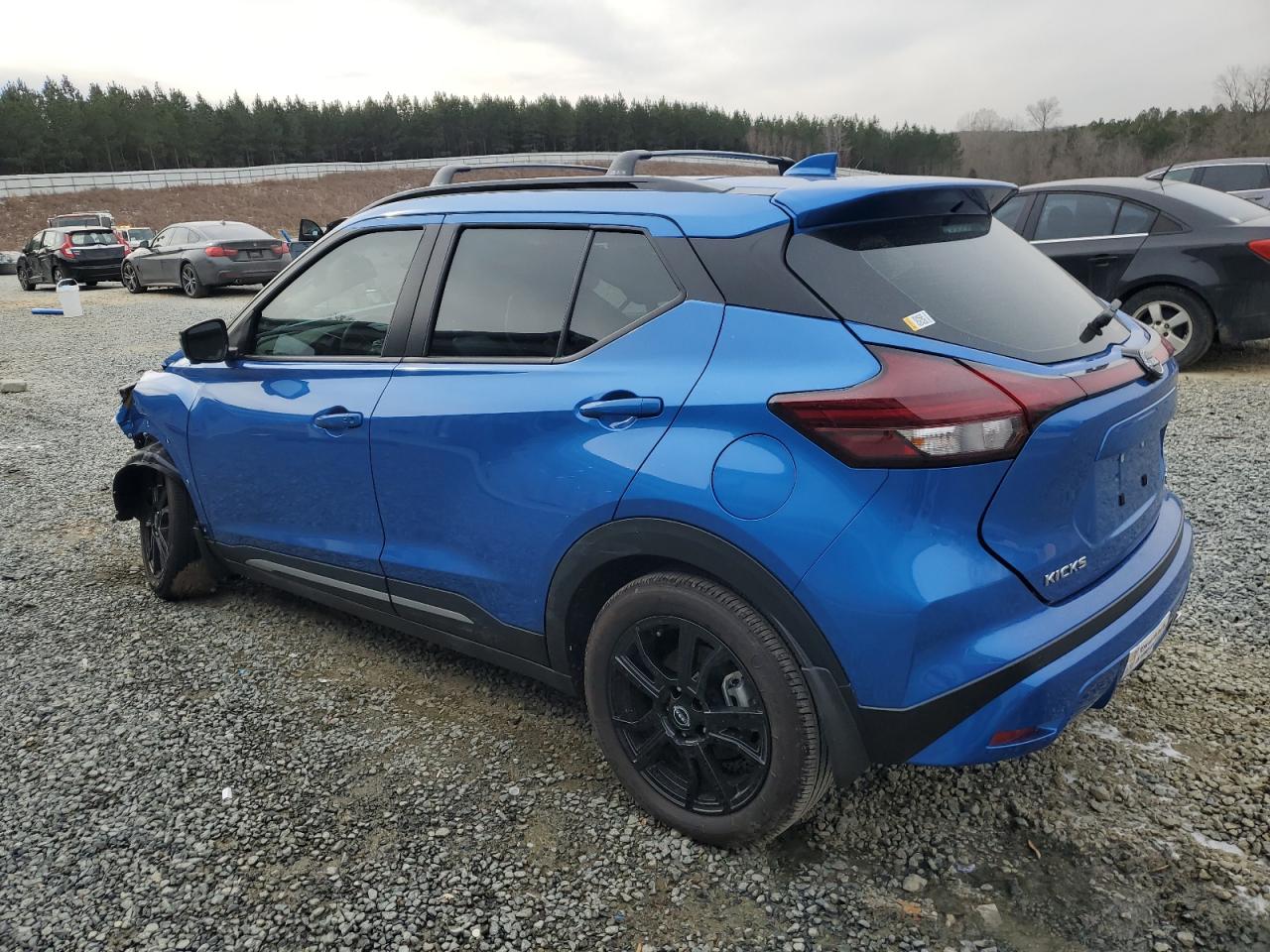 2024 Nissan Kicks - Image 2