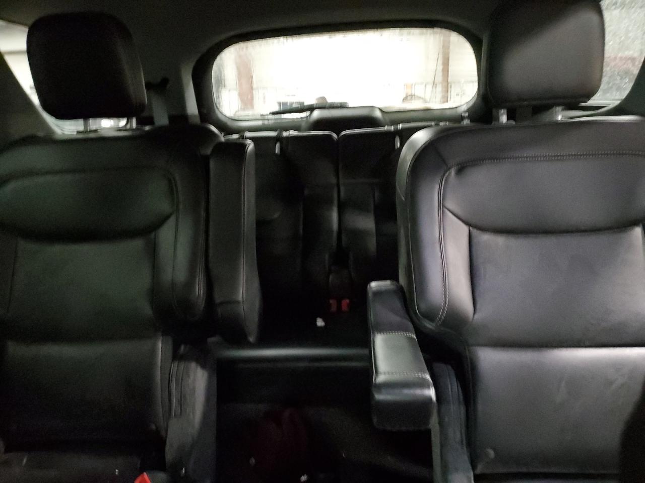 2022 Ford Explorer - Image 10