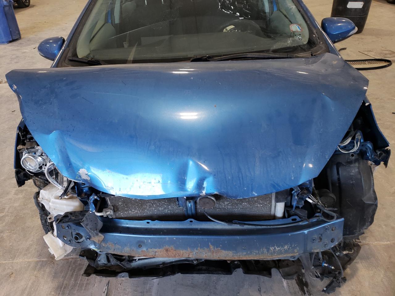 2013 Toyota Prius - Image 11