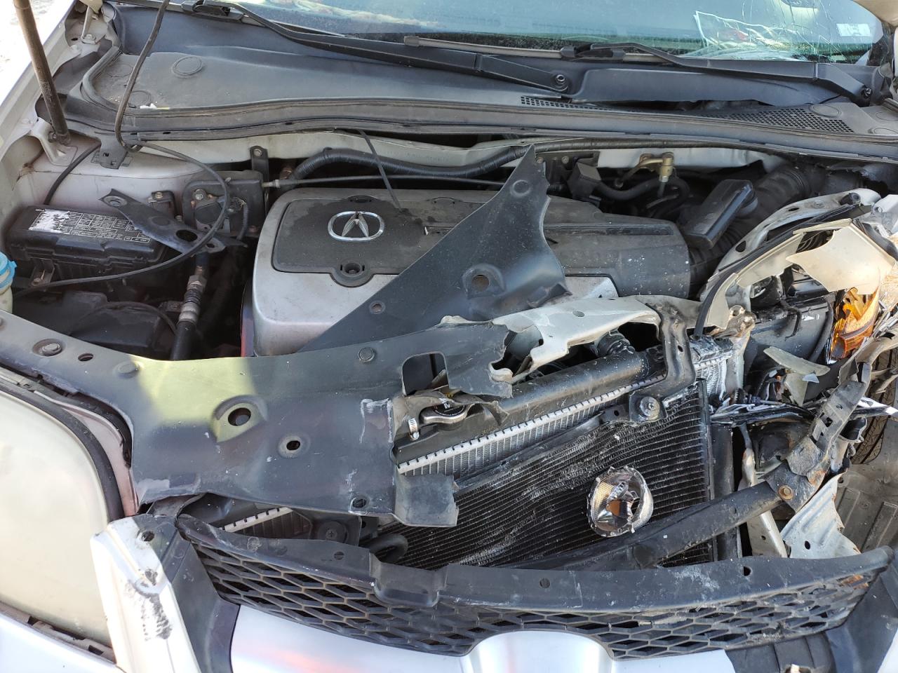 2004 Acura MDX - Image 12