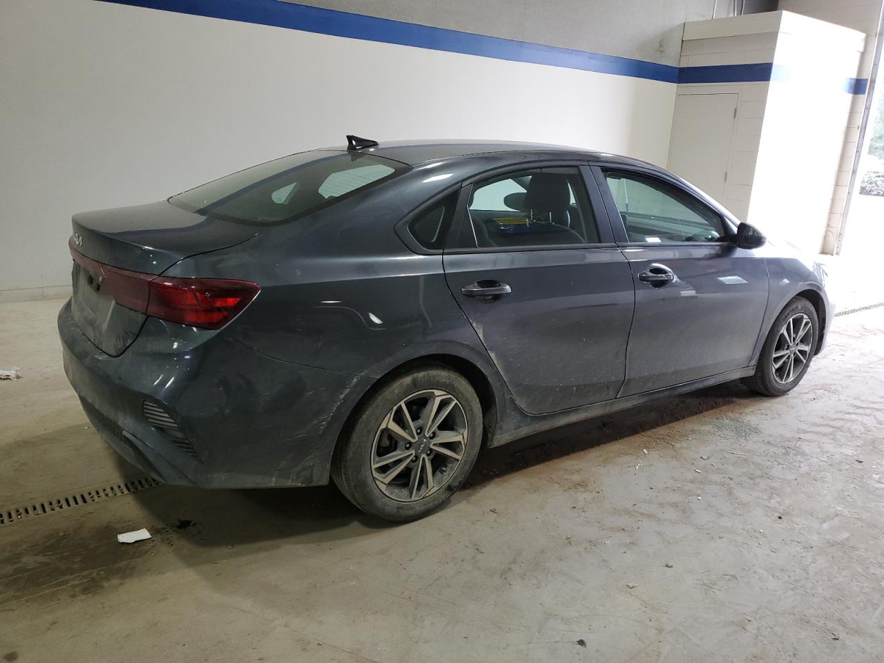 2023 Kia Forte - Image 3