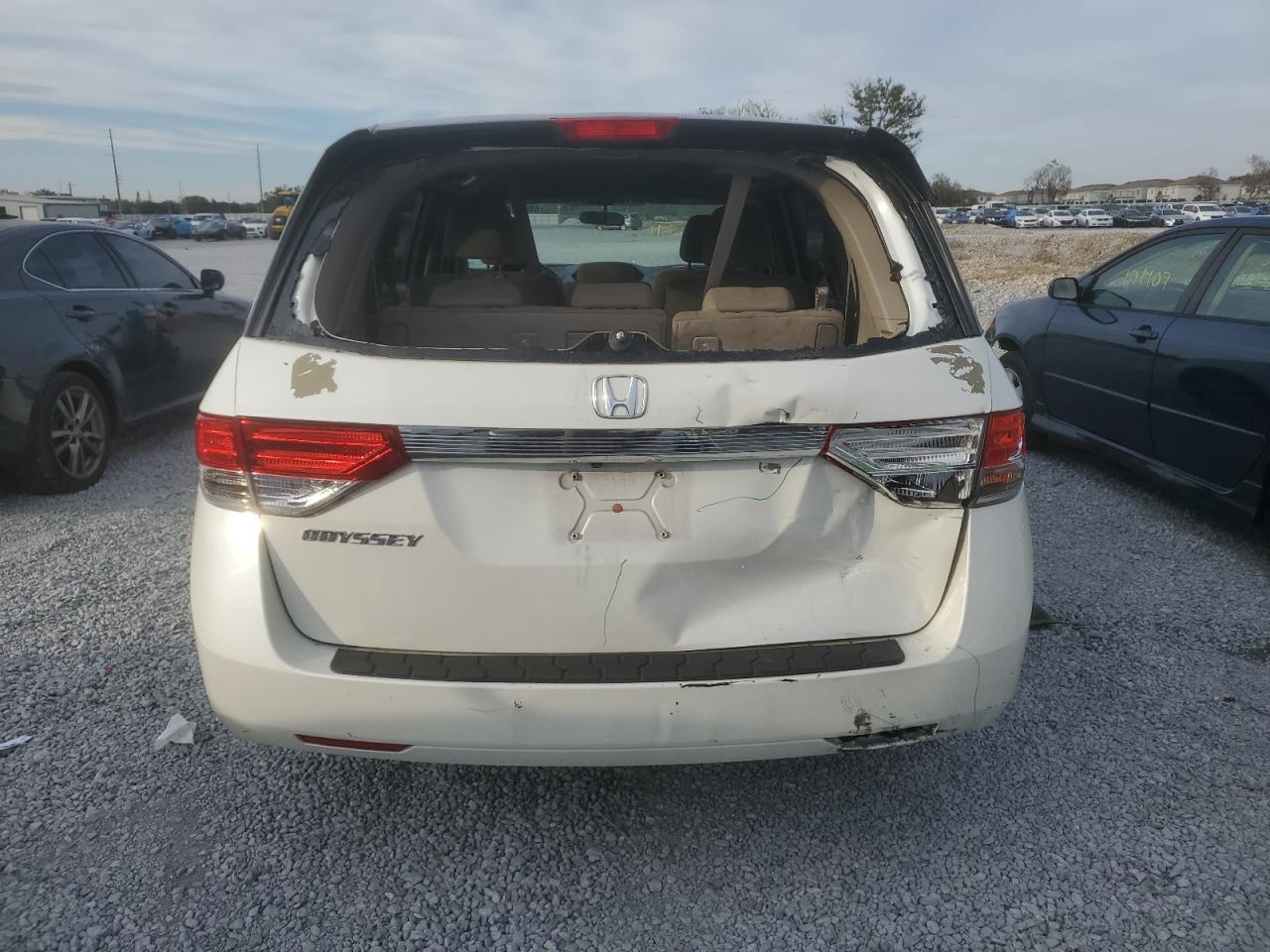 2016 Honda Odyssey - Image 6