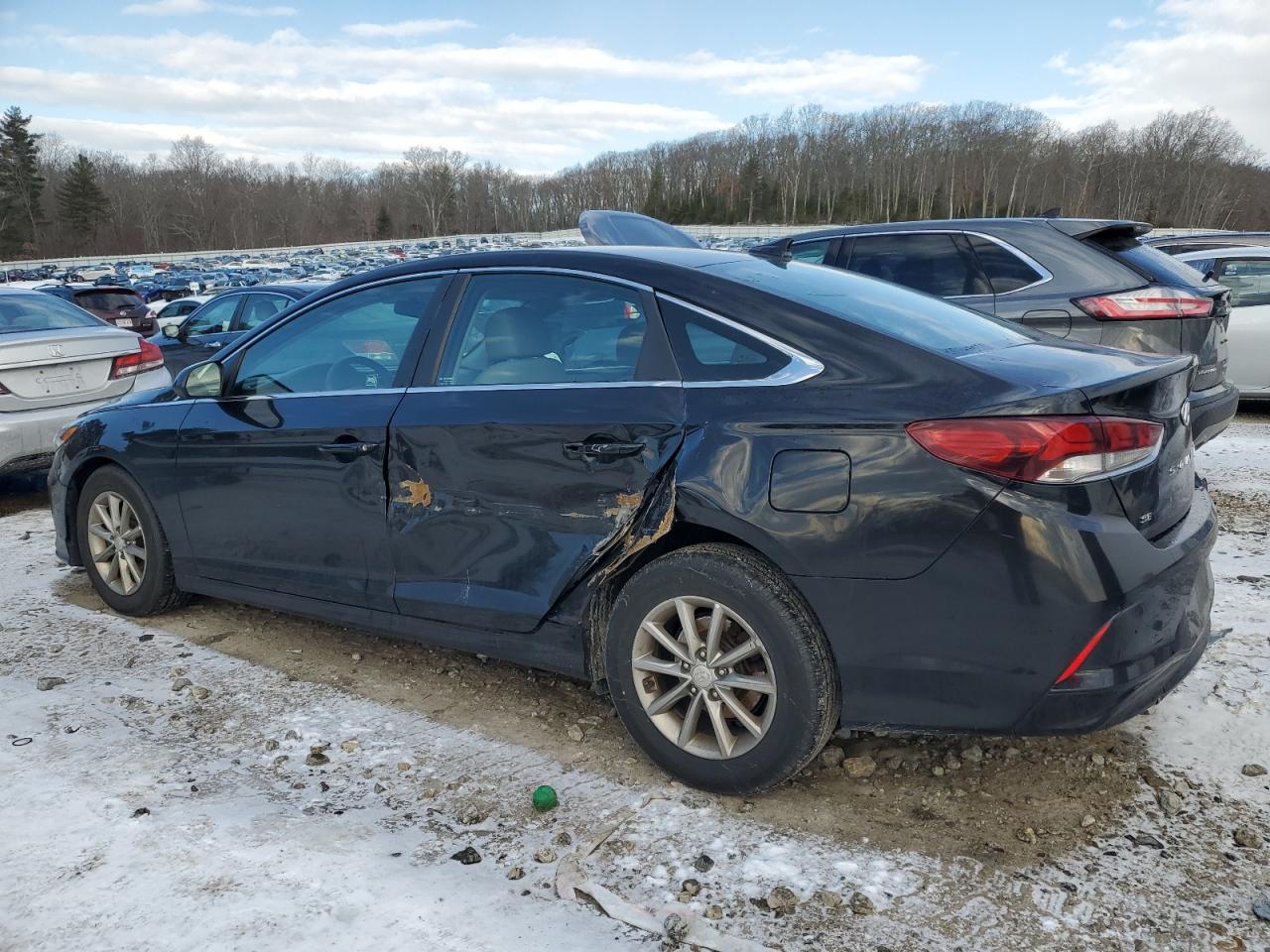 2018 Hyundai Sonata - Image 2