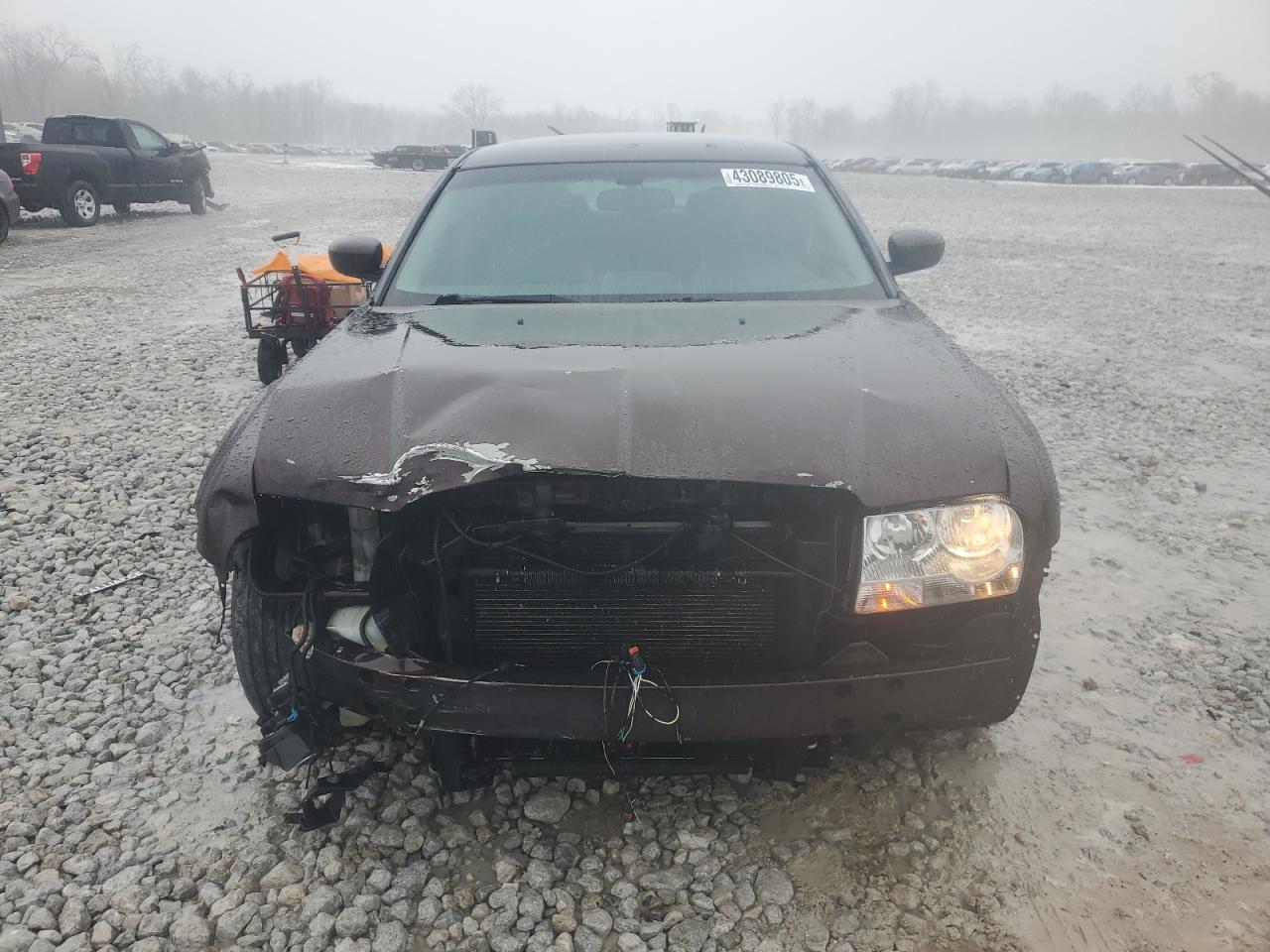 2005 Chrysler 300 - Image 5