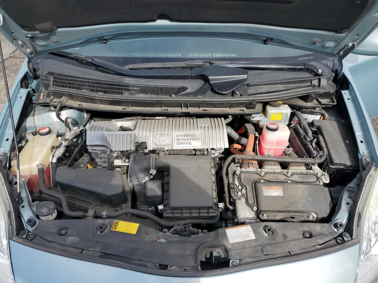 2015 Toyota Prius - Image 13