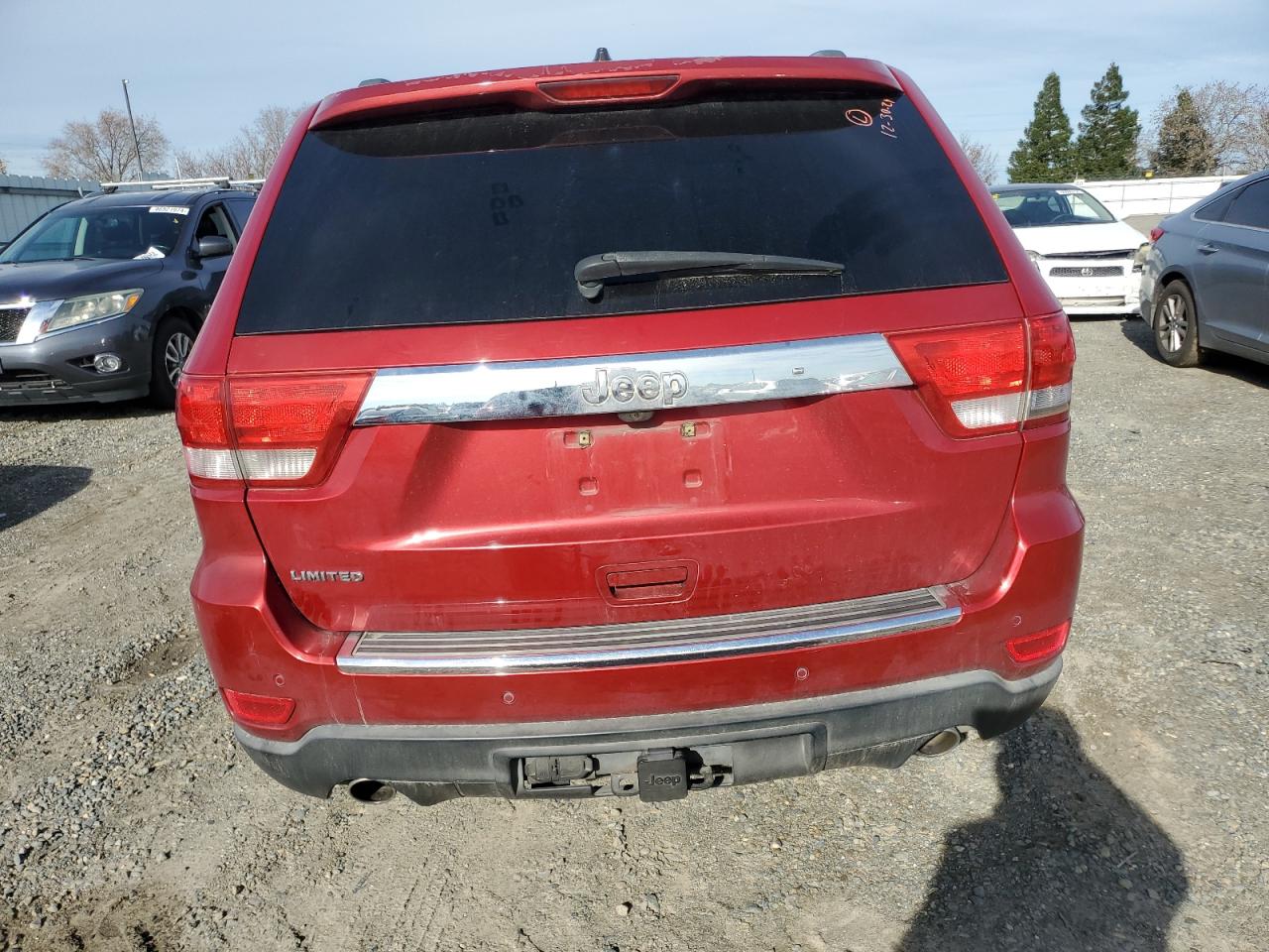 2011 Jeep Grand Cherokee - Image 6