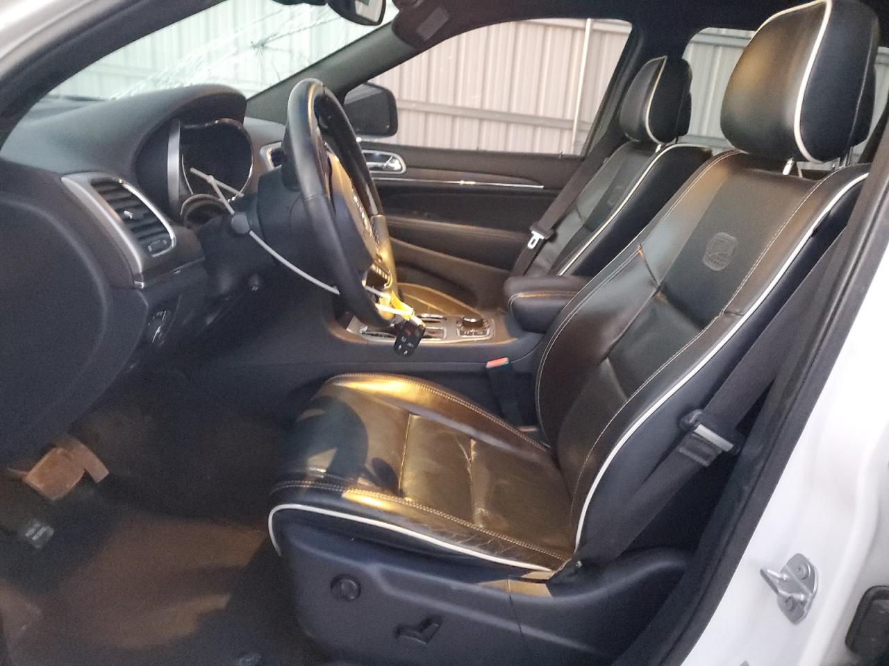 2017 Jeep Grand Cherokee - Image 7