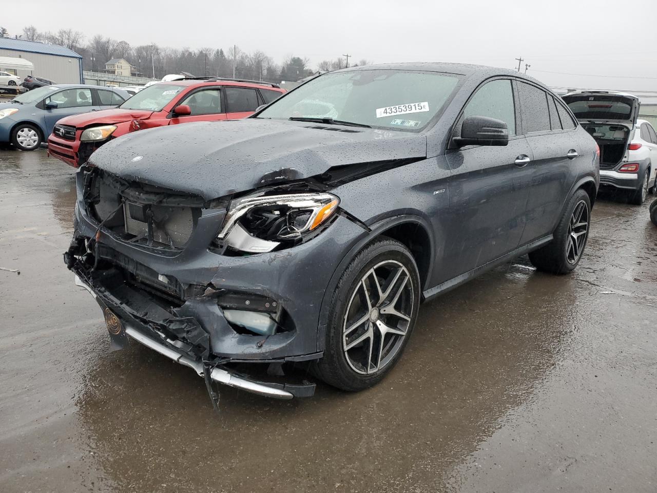 2016 Mercedes-Benz GLE - Image 1
