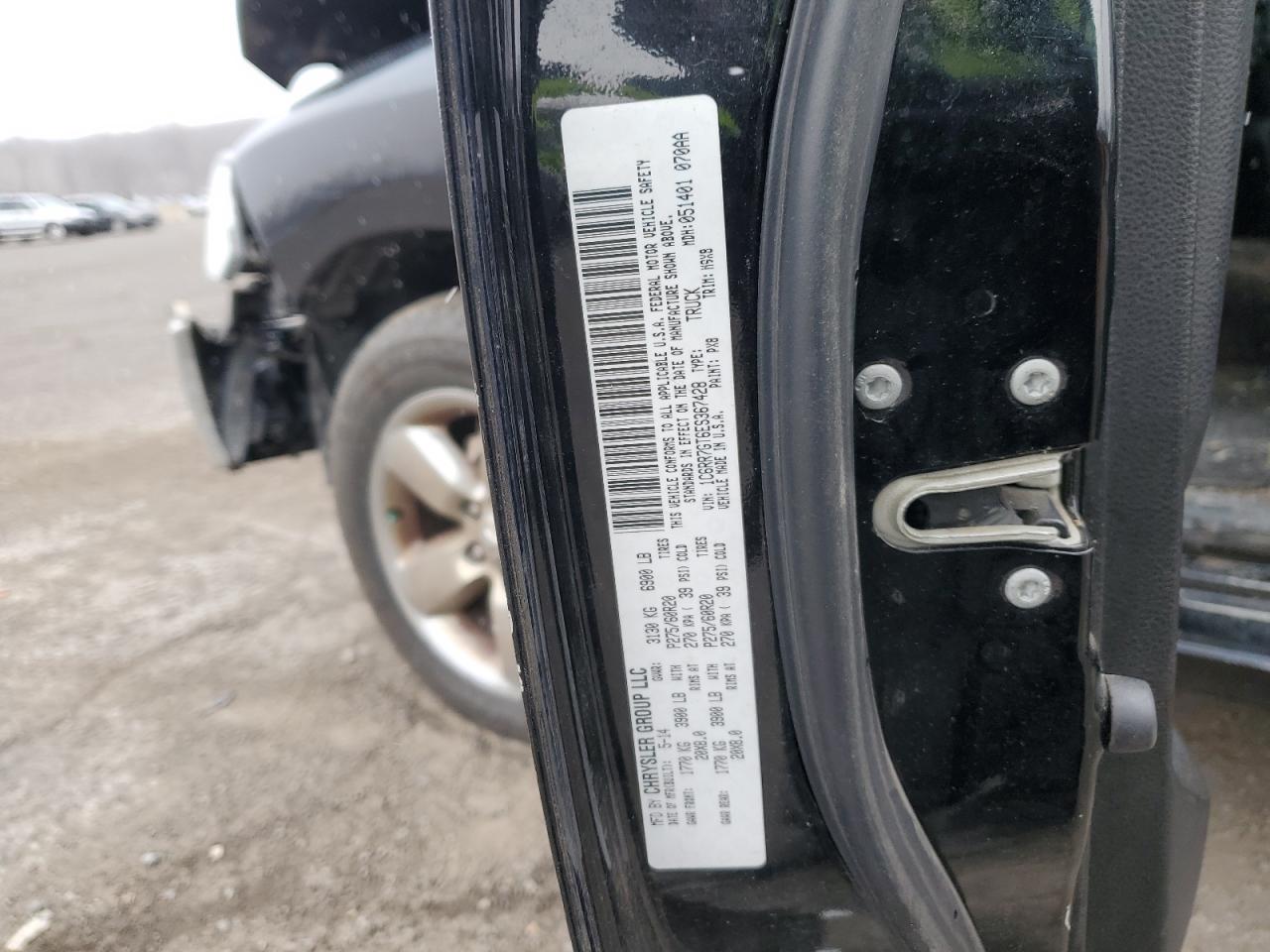 2014 RAM 1500 - Image 14