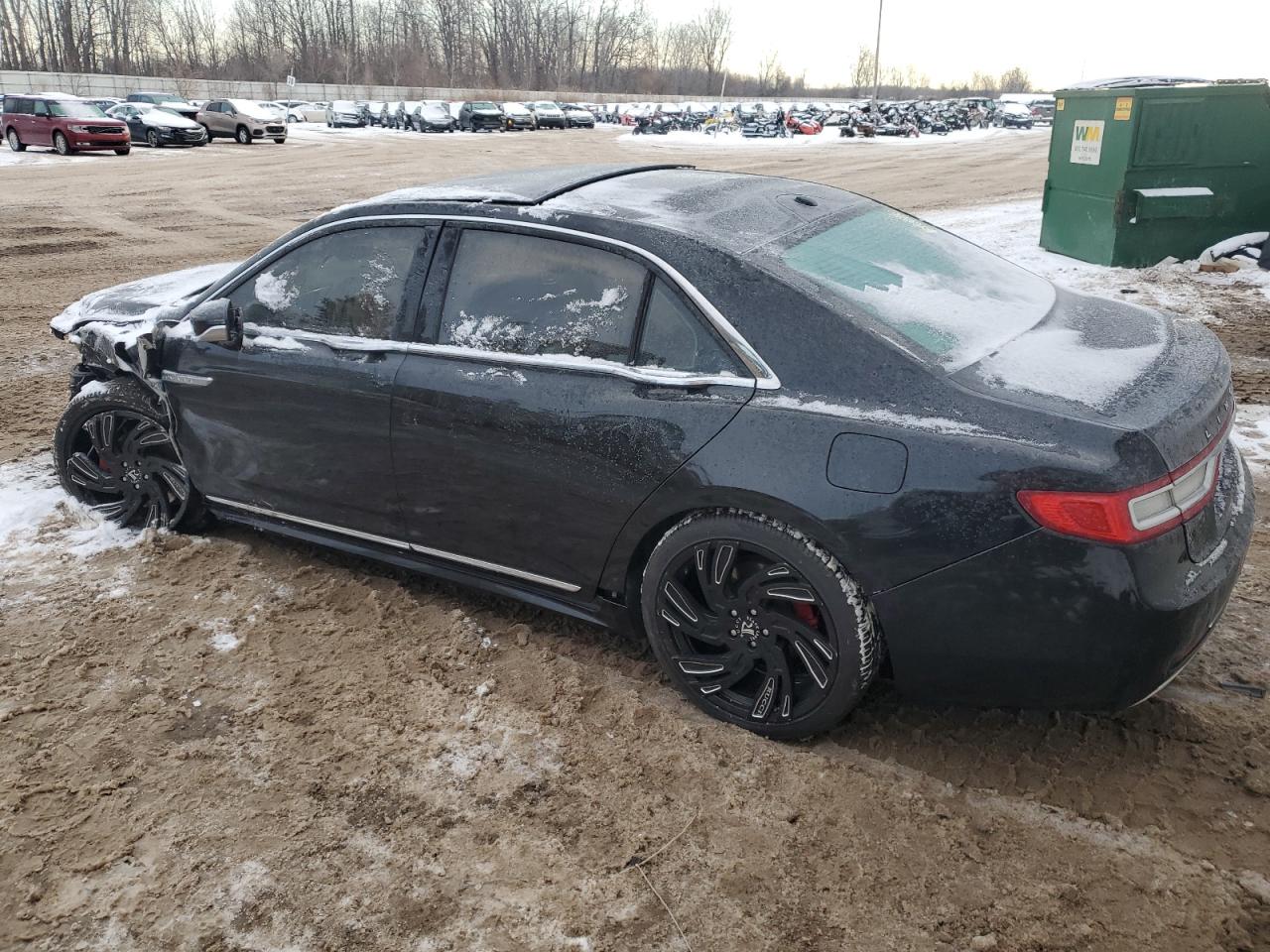 2017 Lincoln Continental - Image 2