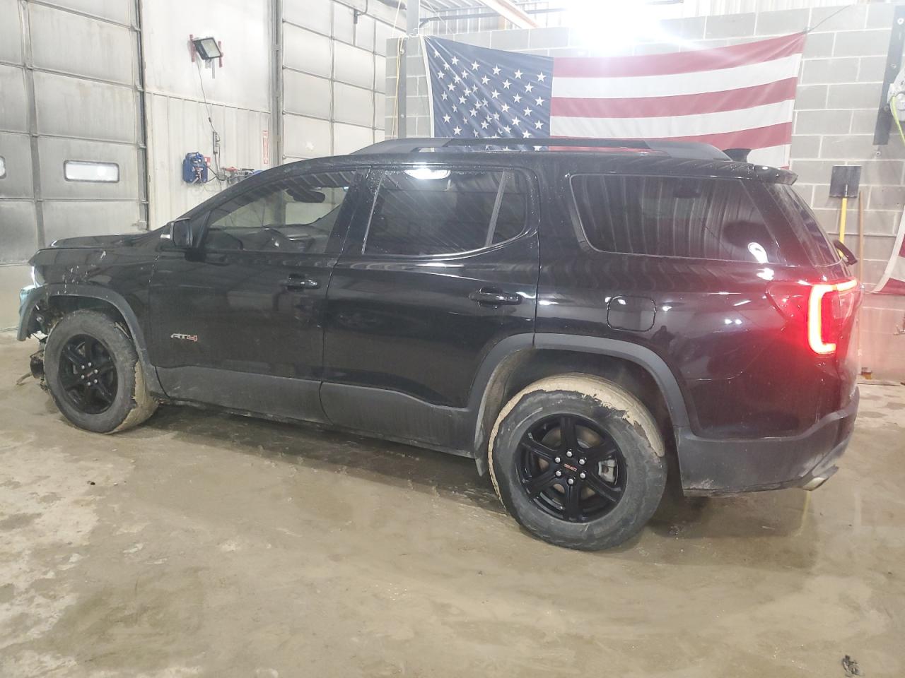 2020 GMC Acadia - Image 2