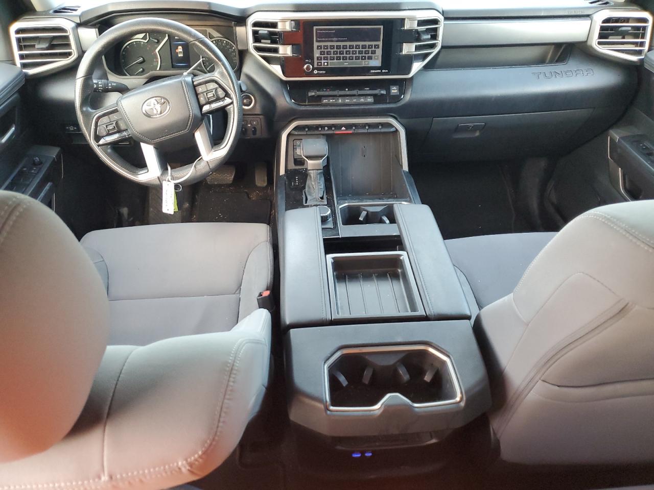 2023 Toyota Tundra - Image 8