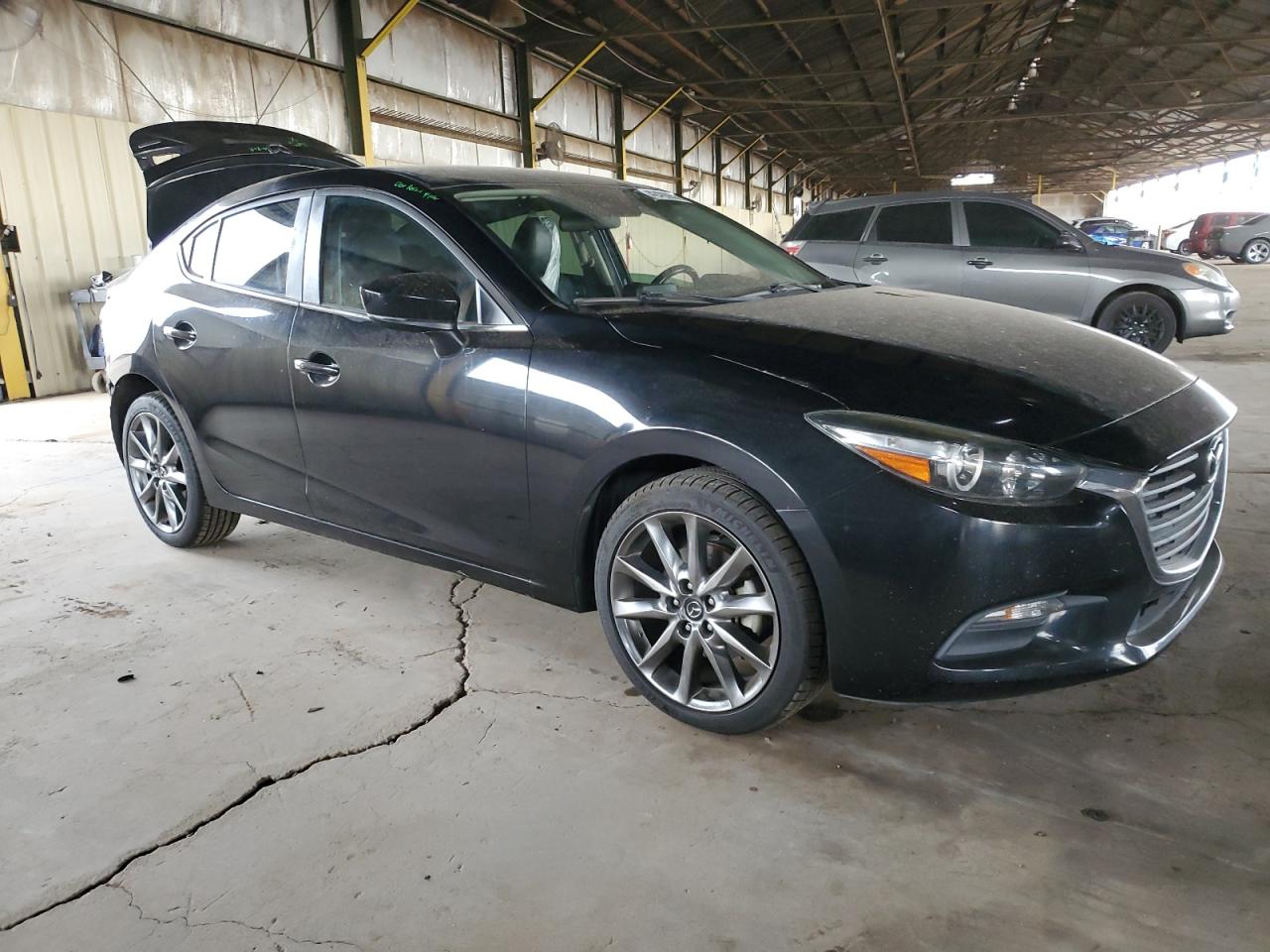 2018 Mazda 3 - Image 4