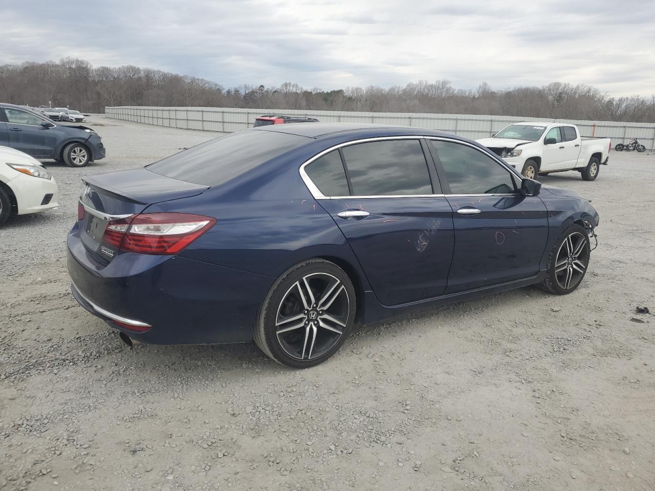 2017 Honda Accord - Image 3