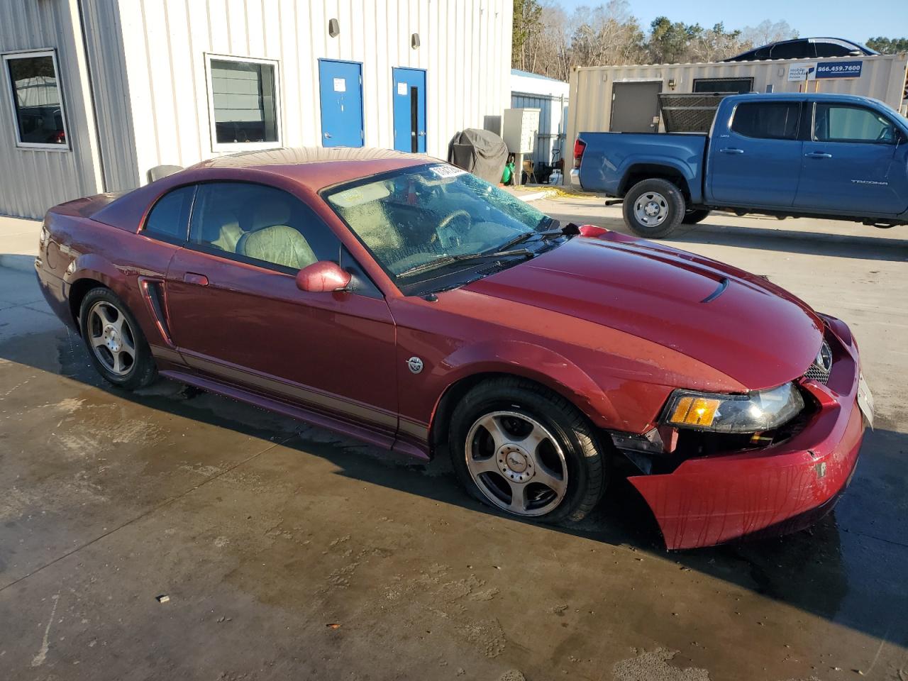 2004 Ford Mustang - Image 4