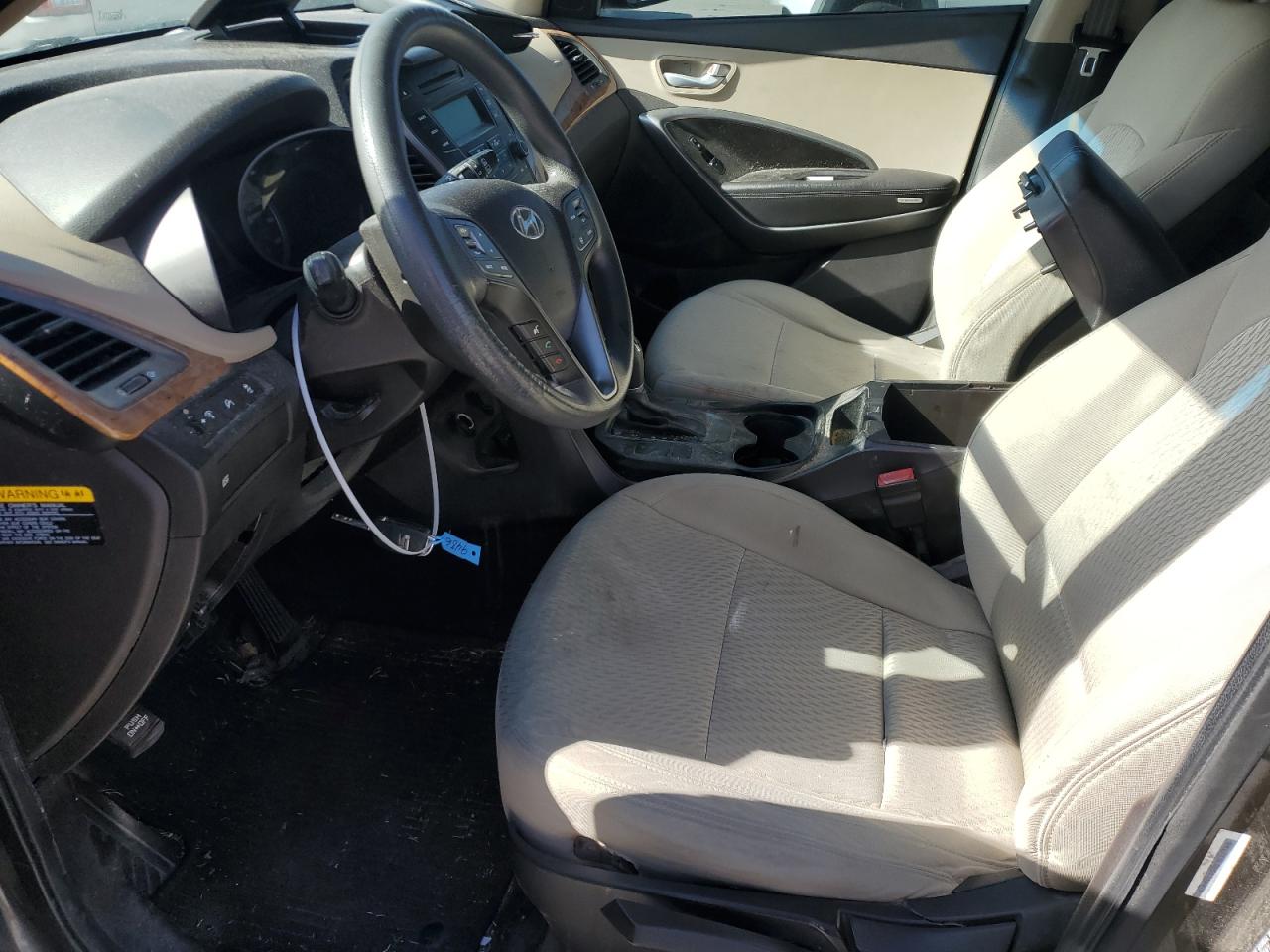 2014 Hyundai Santa Fe - Image 7