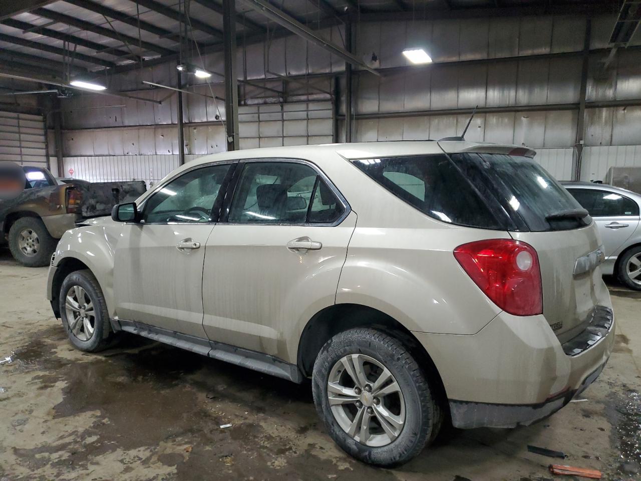 2015 Chevrolet Equinox - Image 2