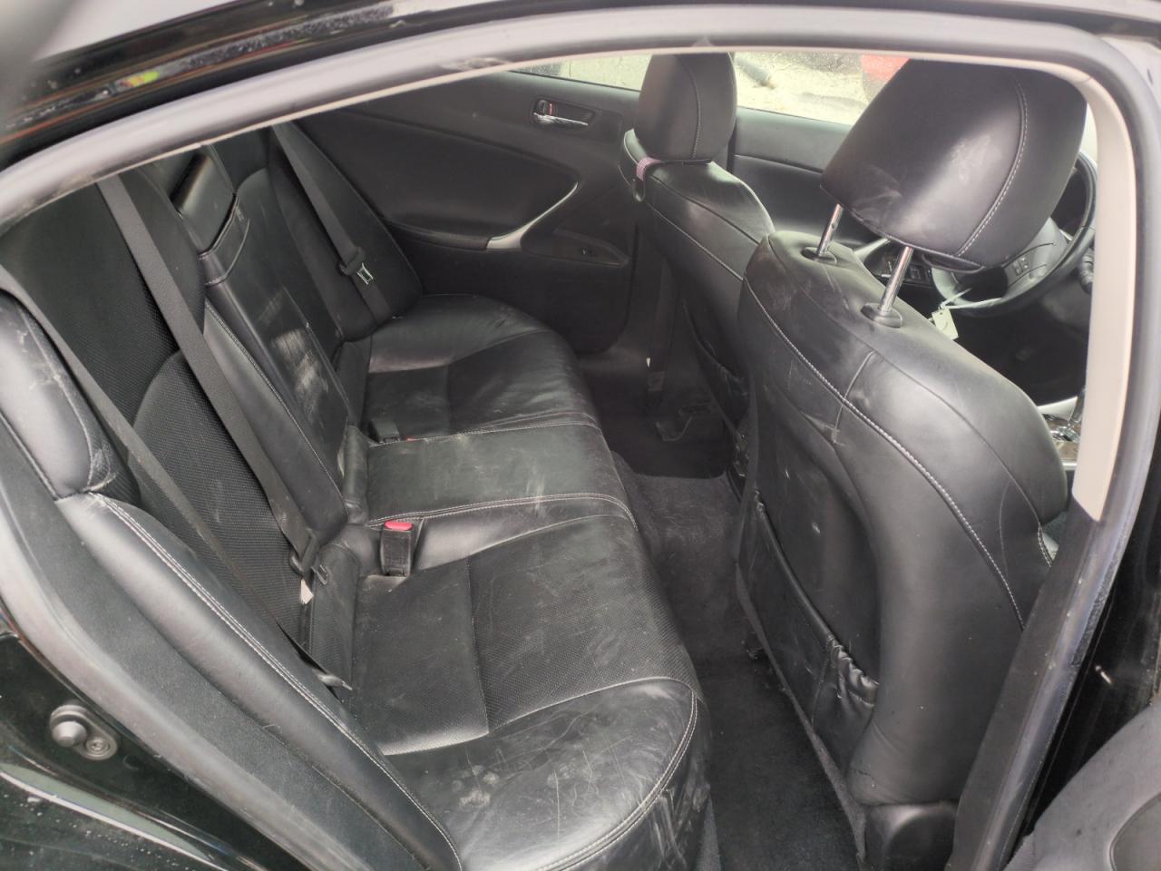 2009 Lexus IS - Image 10