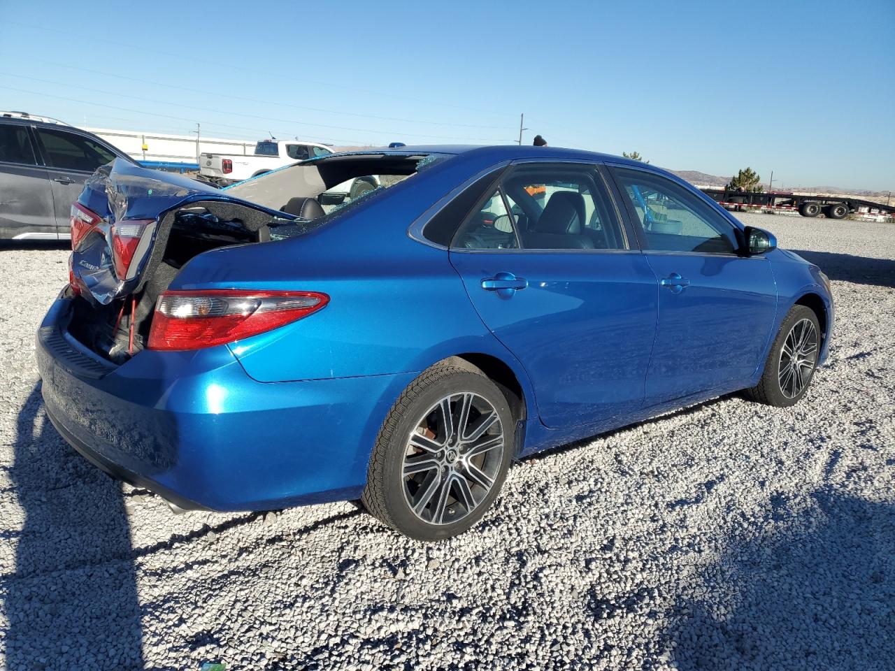 2016 Toyota Camry - Image 3