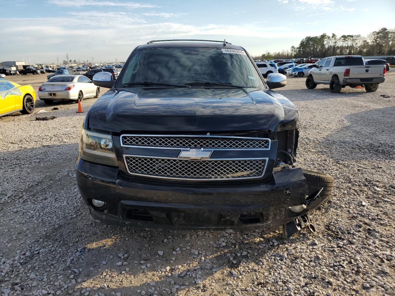 2011 Chevrolet Suburban - Image 5