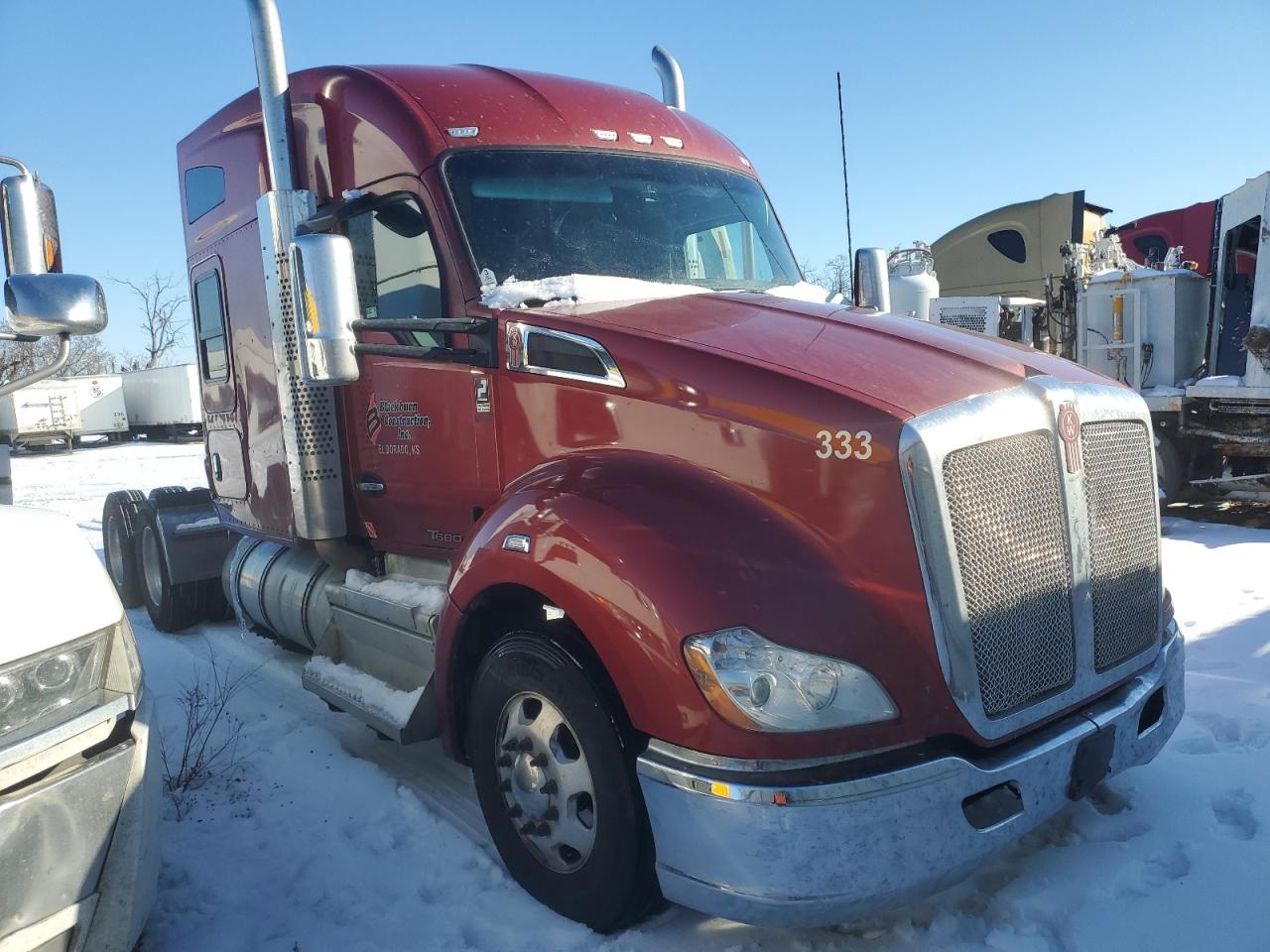 2020 Kenworth Construction T680 للبيع في Wichita، KS - Rear End
