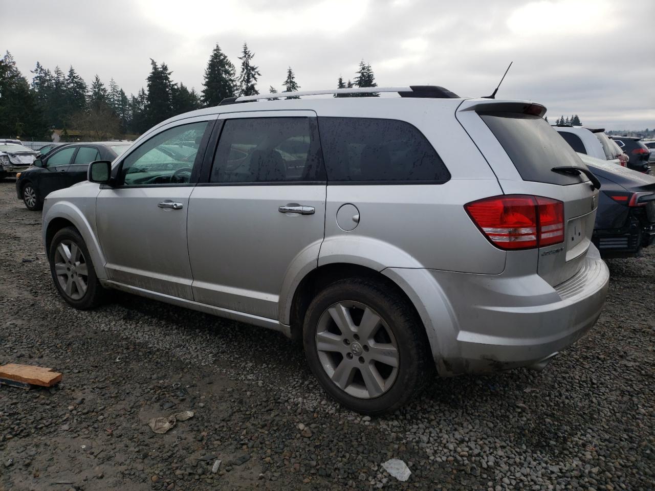 2009 Dodge Journey - Image 2