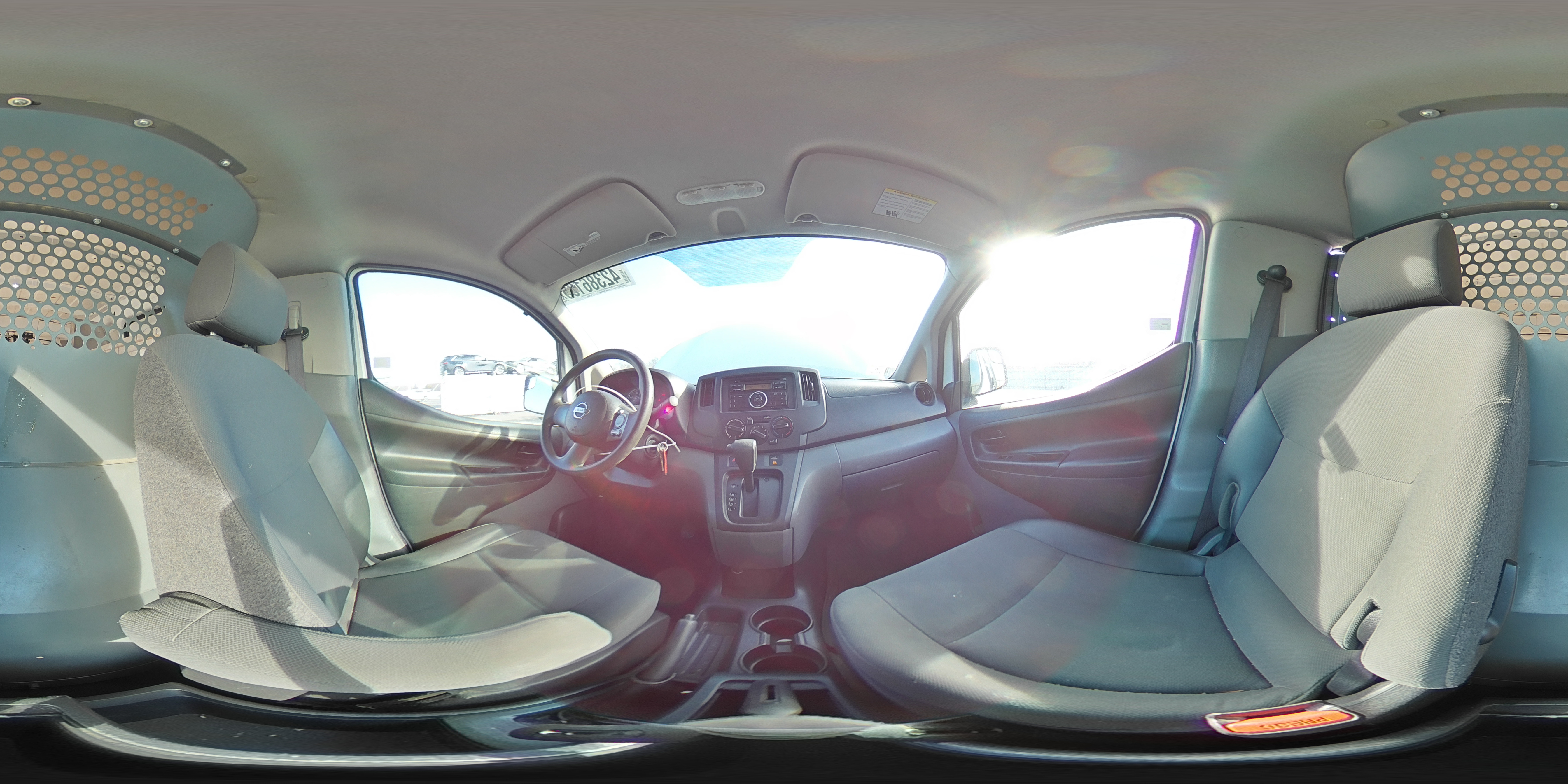 2014 Nissan NV - Image 12