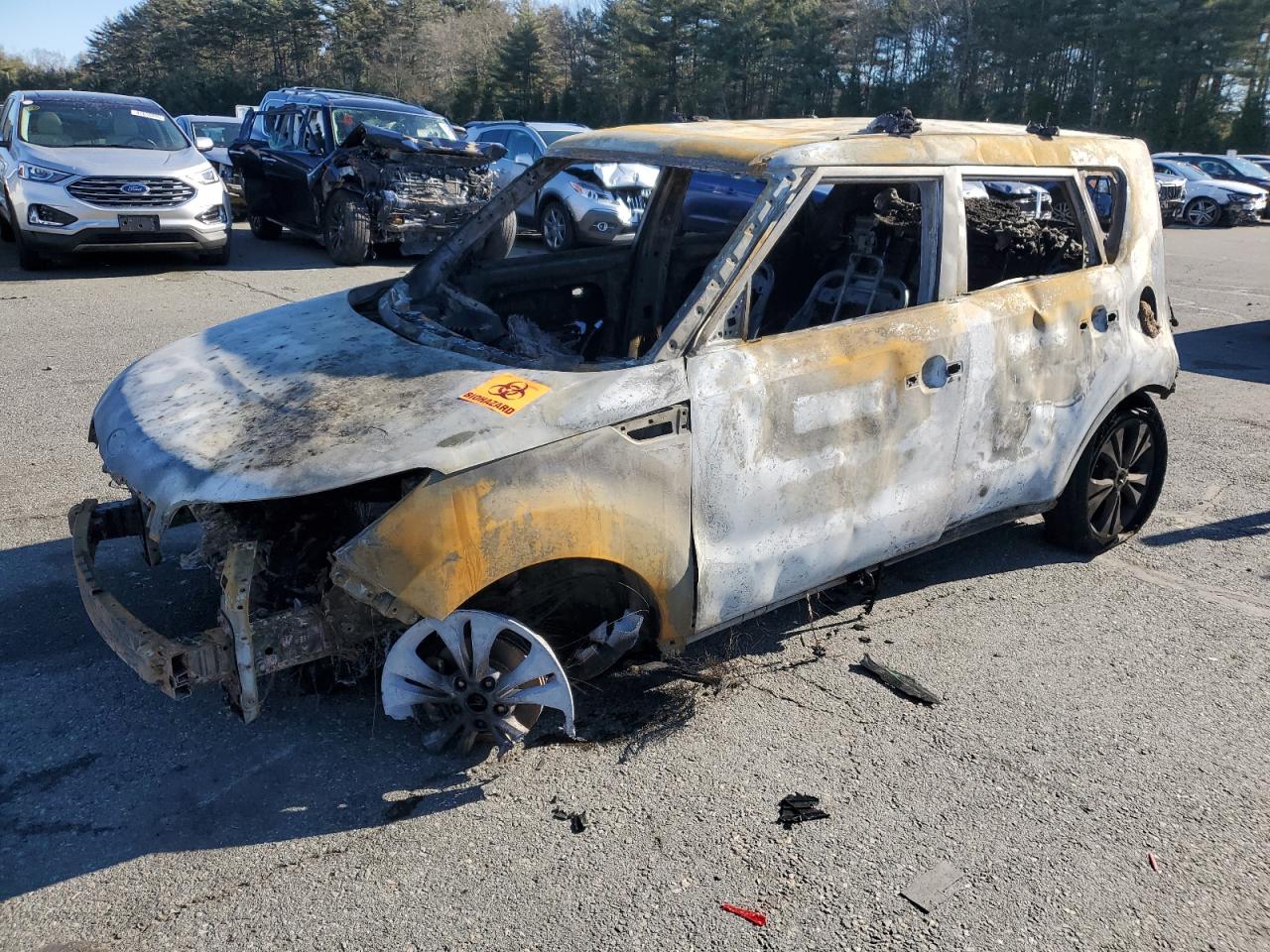 2015 Kia Soul + იყიდება Exeter-ში, RI - Burn