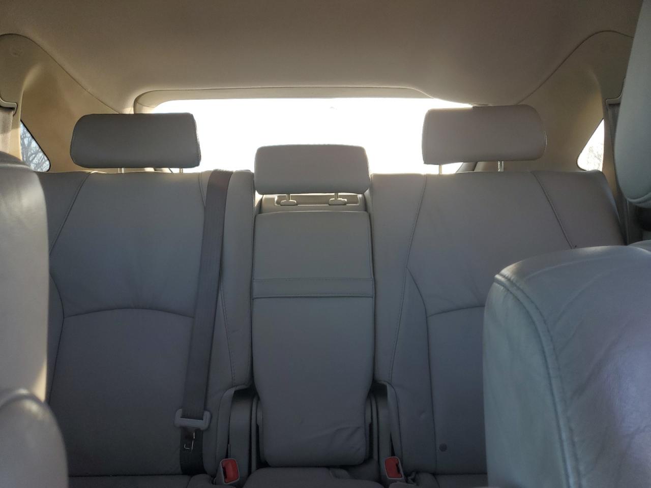 2009 Lexus RX - Image 10