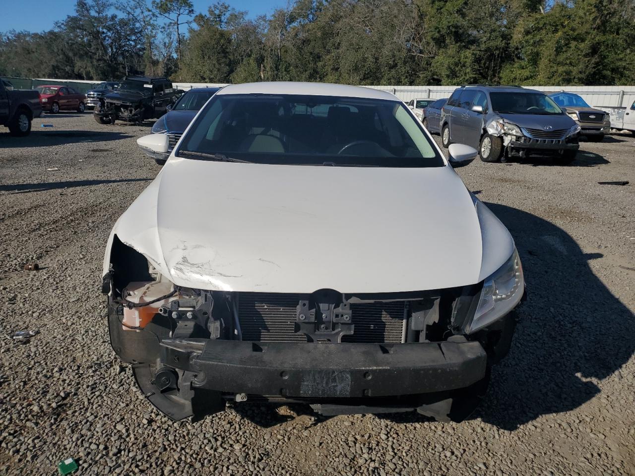 VIN WVWBP7AN6FE814642 2015 VOLKSWAGEN CC no.5