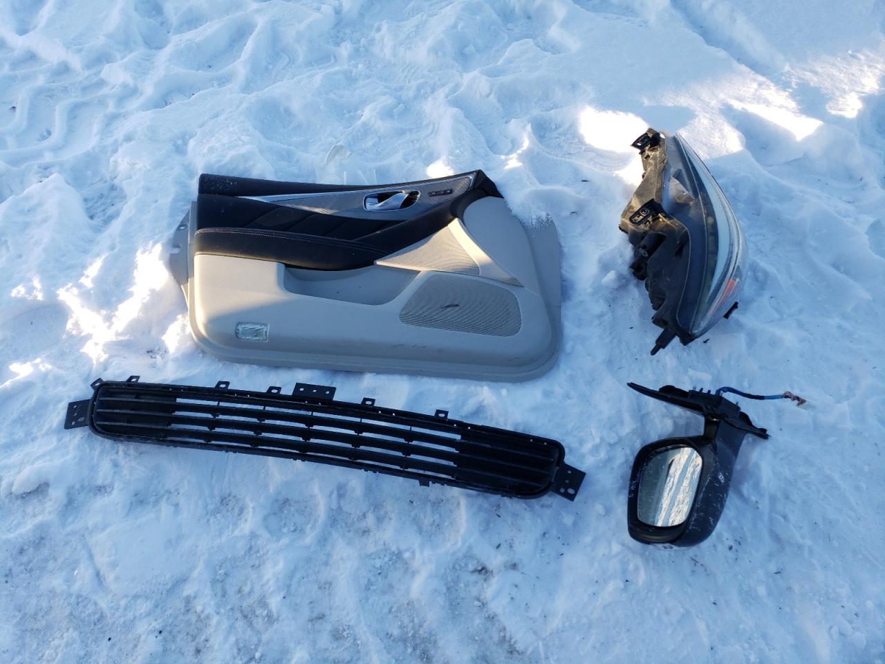 2016 Infiniti Q50 - Image 12