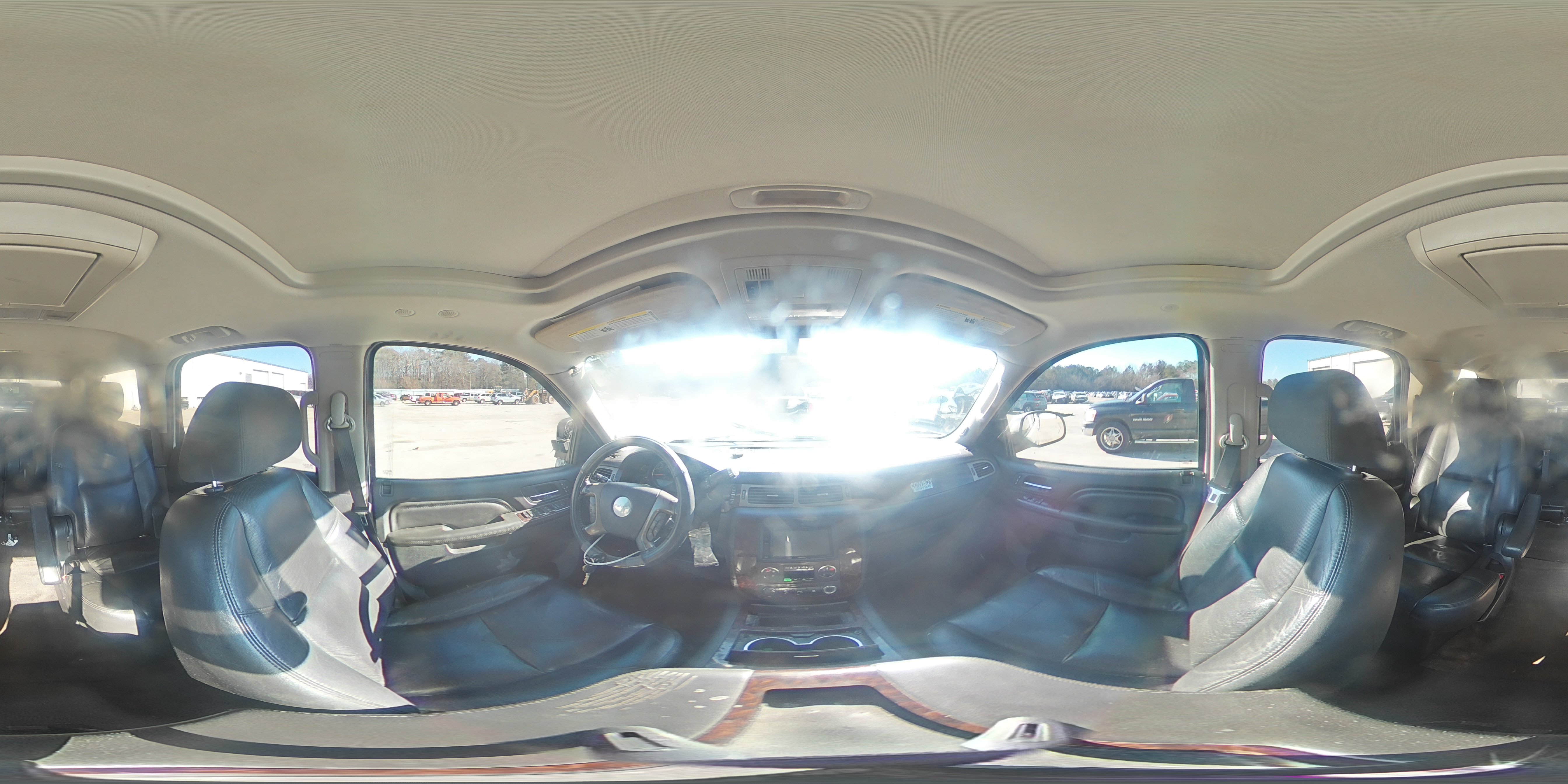 2011 GMC Yukon - Image 14